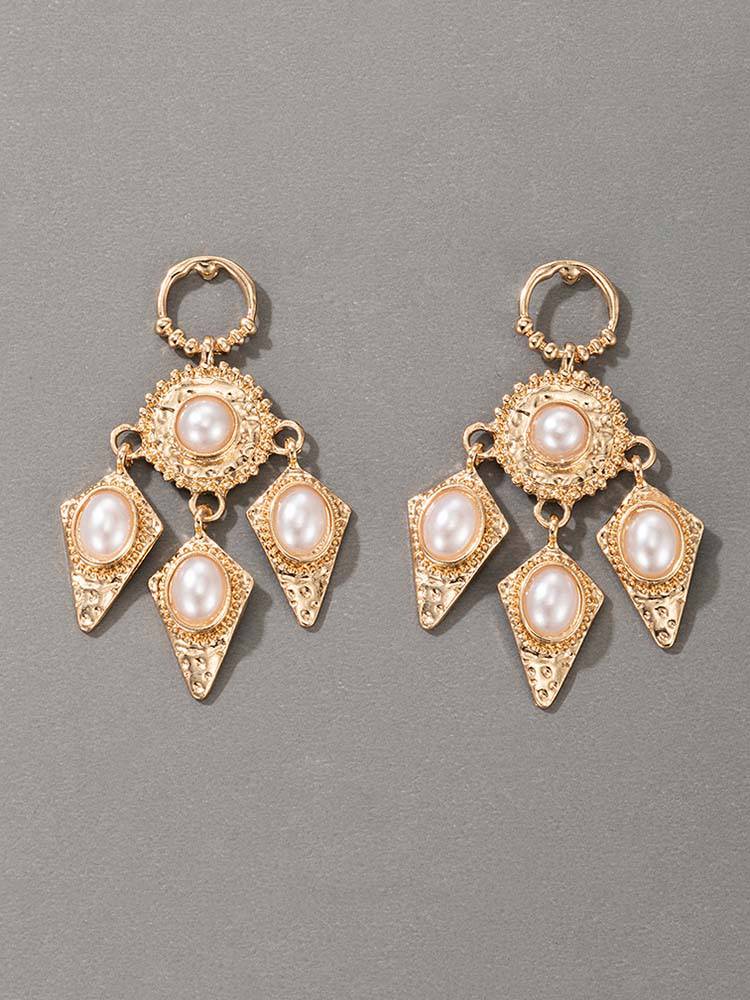 Women's Vintage Pearl Earrings