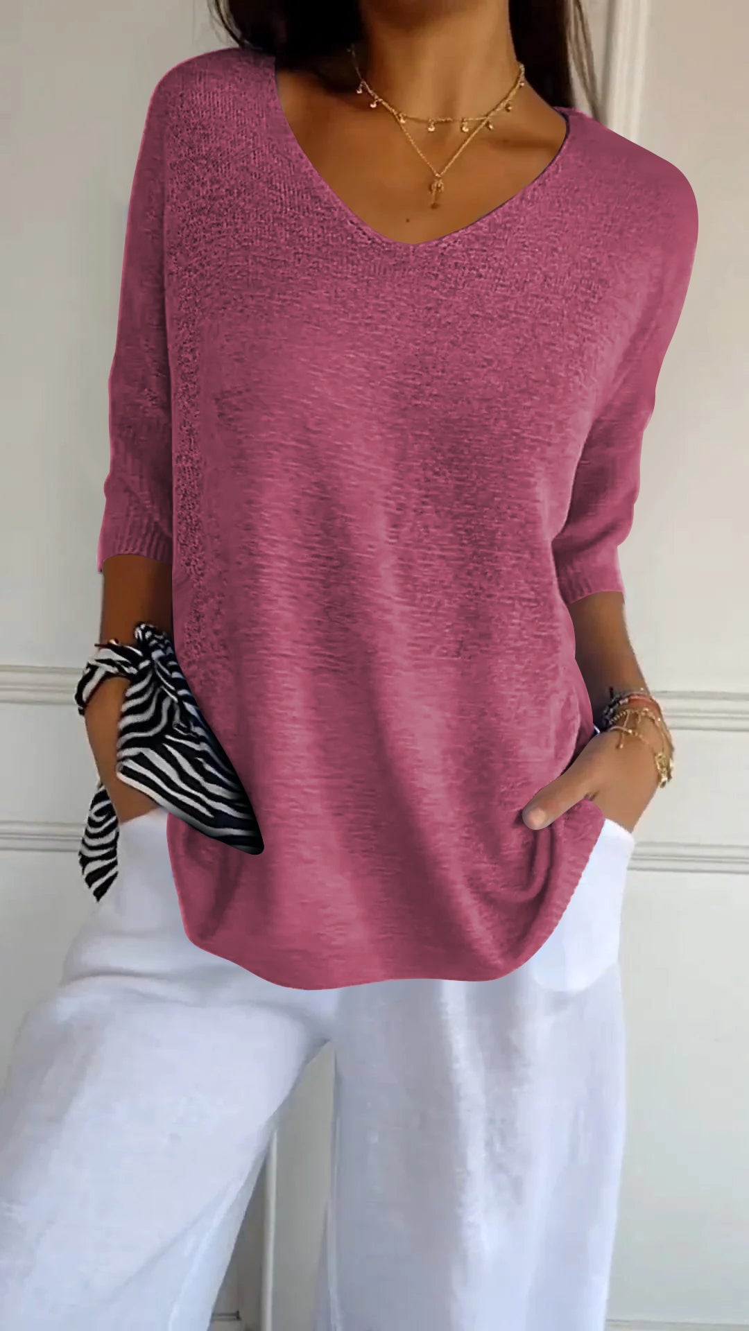 Women's Solid Color Knitted V-neck Top