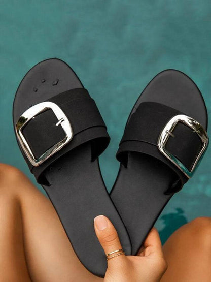 Print Buckled Flat Sandals