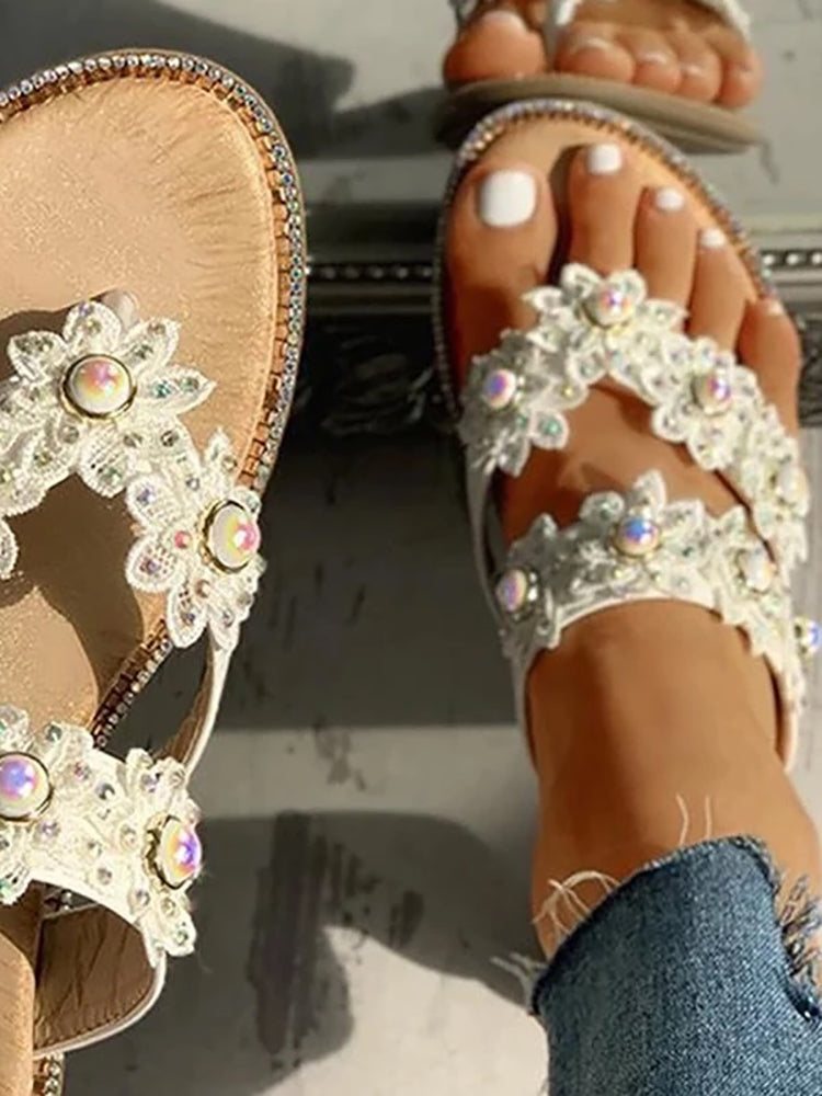 Flower Pearls Flat Sandals