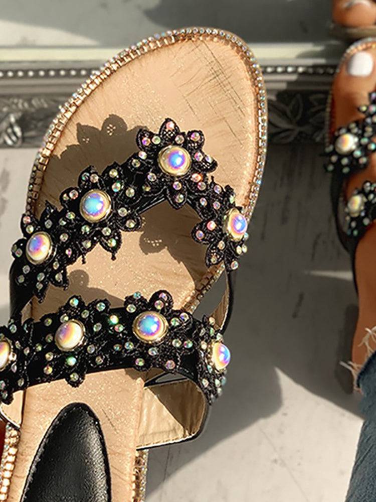 Flower Pearls Flat Sandals