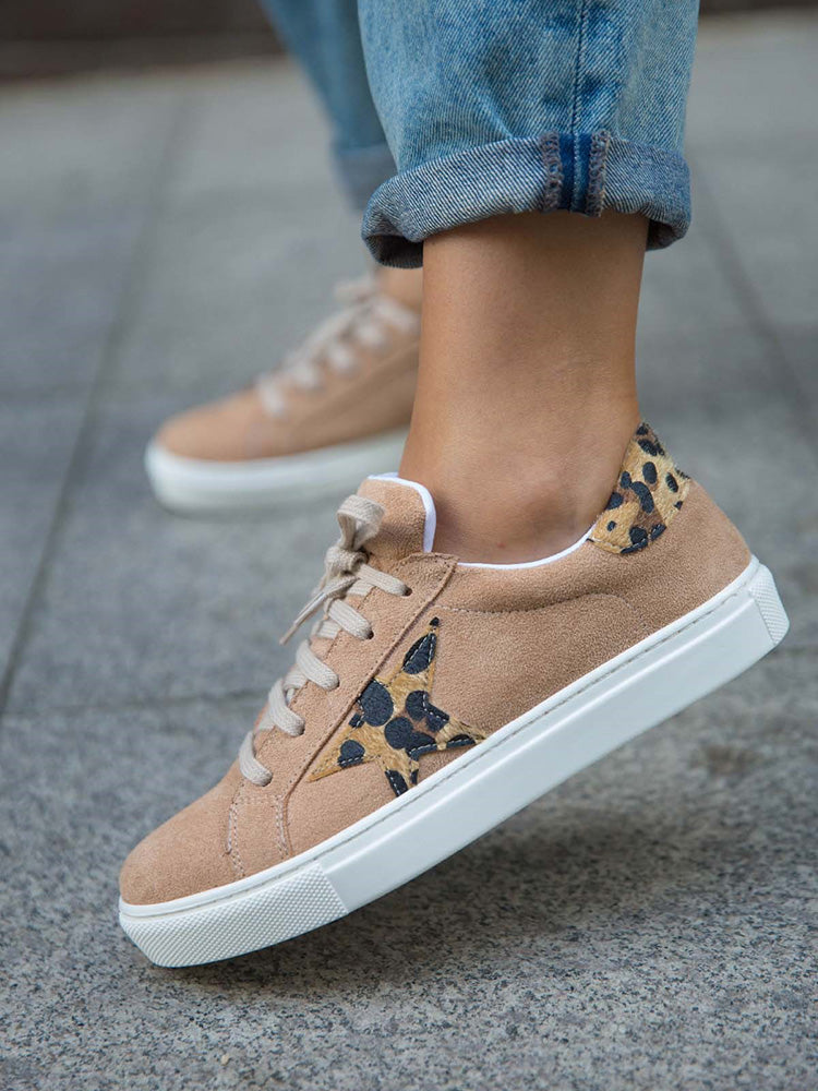 Star Leopard Casual Sneaker