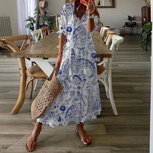 2023 Casual and Sweet V-neck Printed Tassel Midi Dress for Women